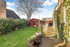 Metcalfe Close Drayton